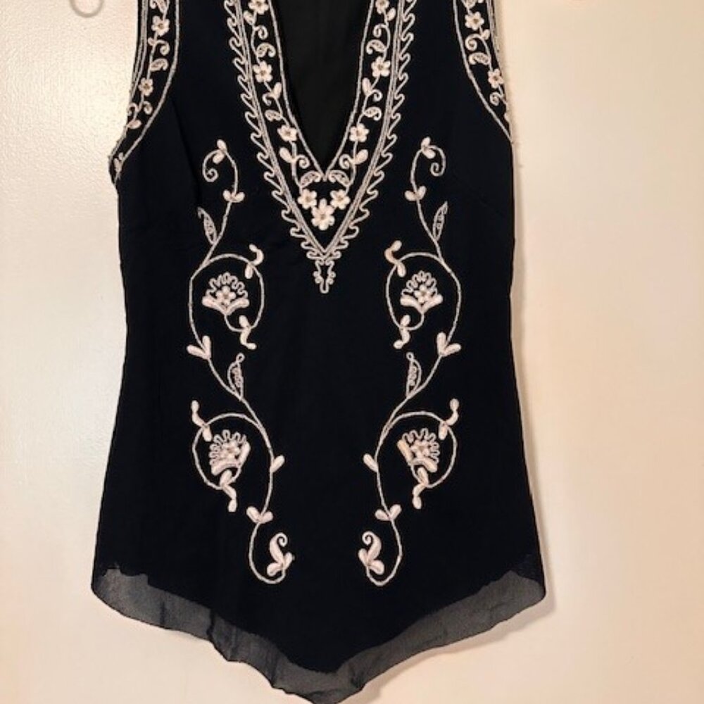 Cache Beaded & Embroidered Top - Picture 3 of 7